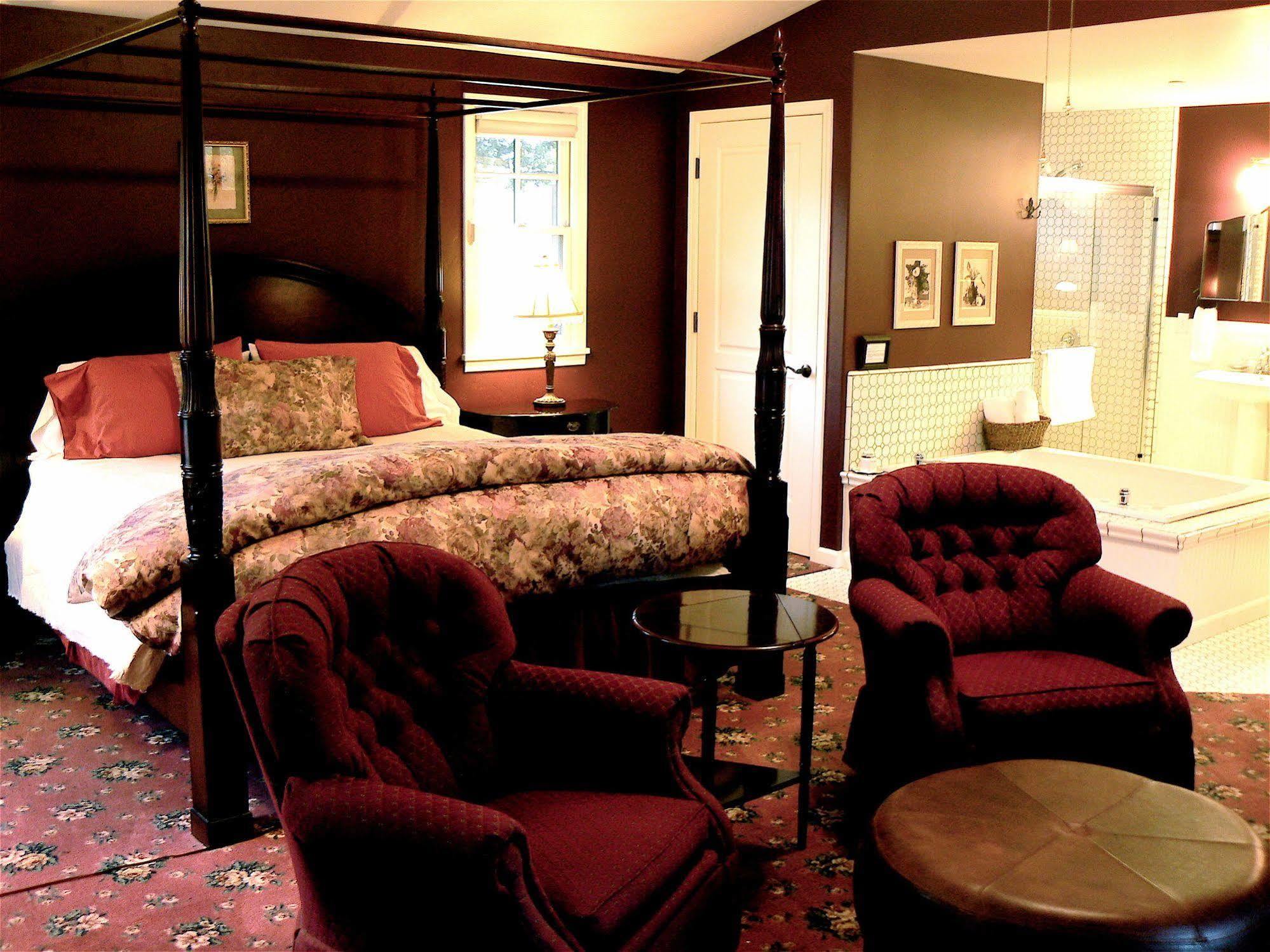 Bed and breakfast The On First 2*