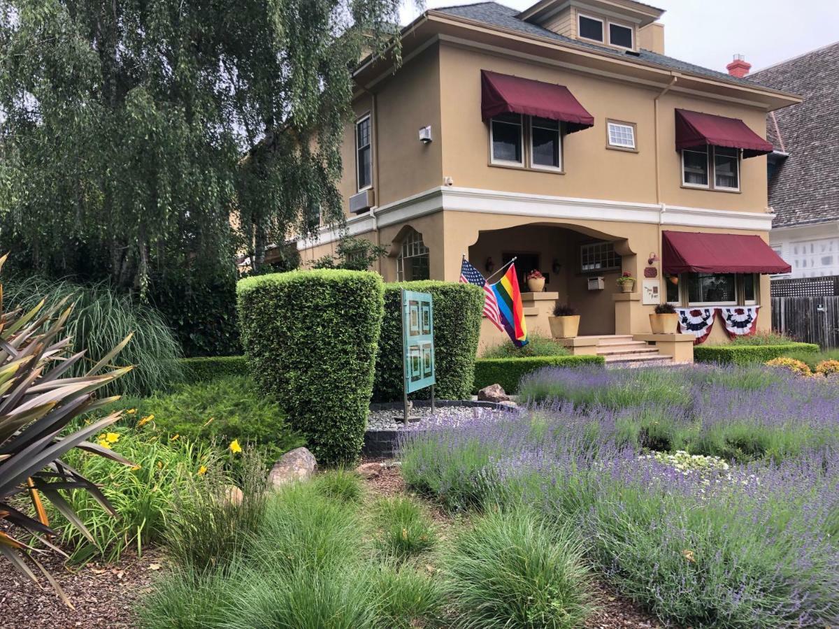 Bed and breakfast The On First Napa